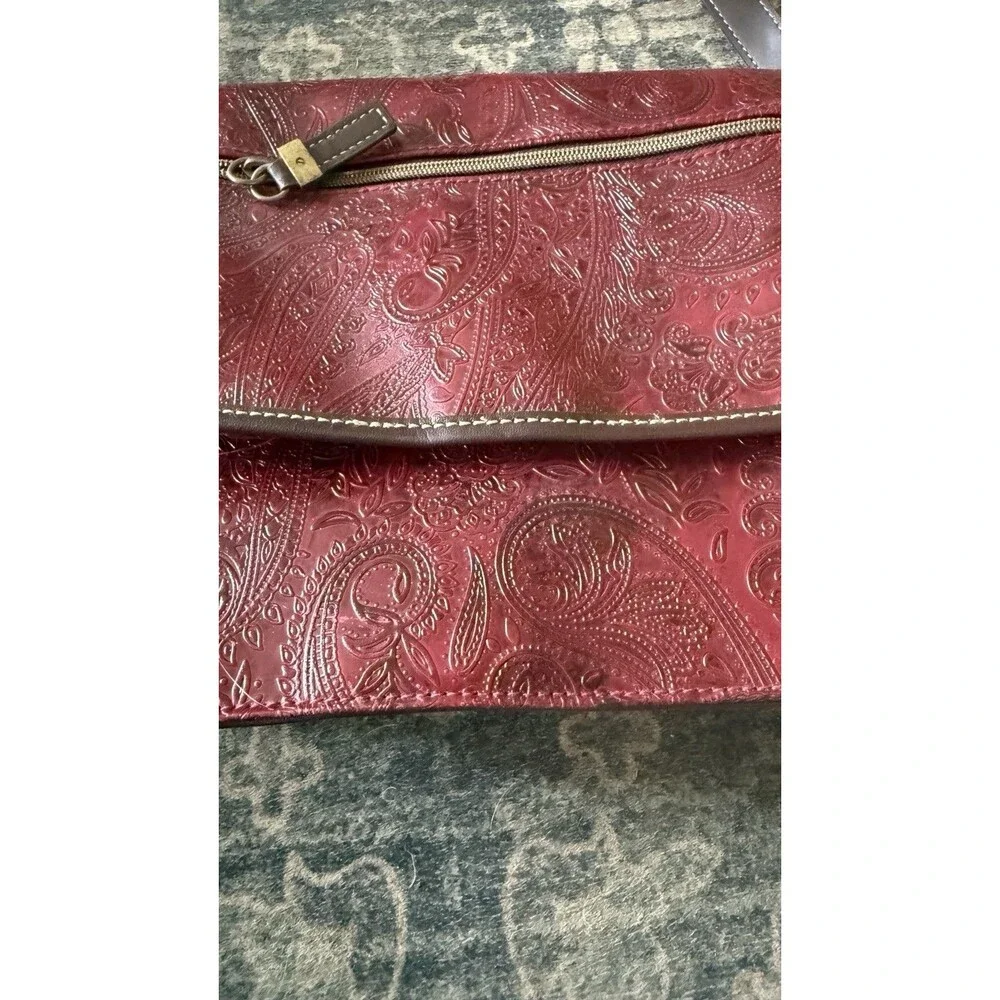 Relic Crossbody Purse Tooled Red Faux Leather Paisley Design Adjustable Strap